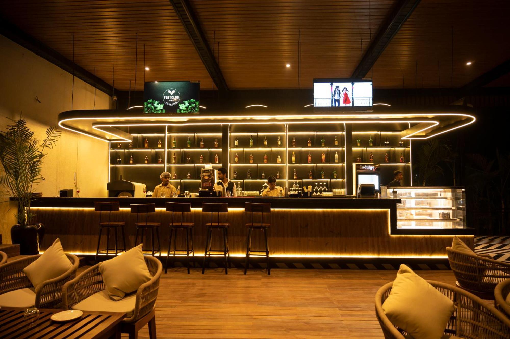 Vintclub Resort Lucknow Exterior foto